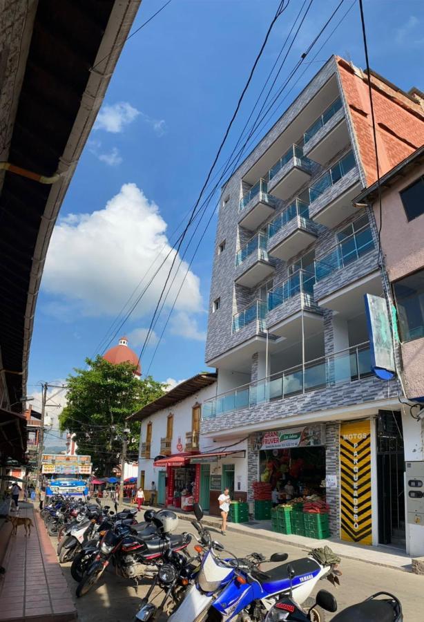 Hotel Gran Plaza San Rafael San Rafael  Dış mekan fotoğraf